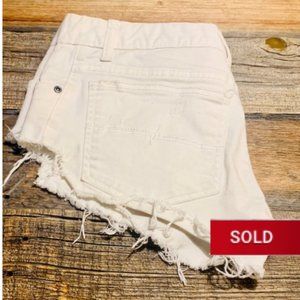 Rusty white jean short shorts